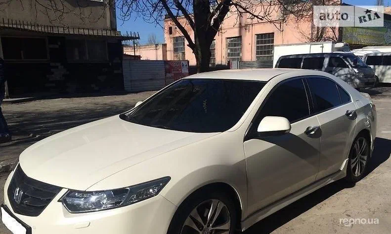 Honda Accord 2011 - 1