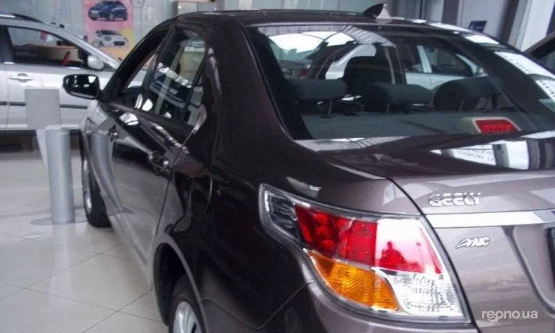 Geely GC5 2015 - 3