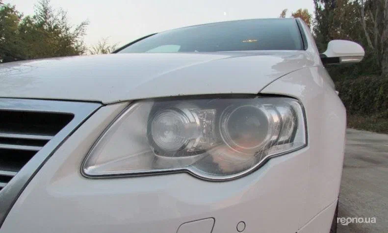 Volkswagen Passat 2010 - 6