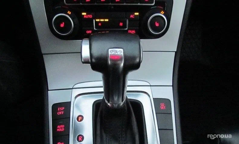 Volkswagen Passat 2010 - 15