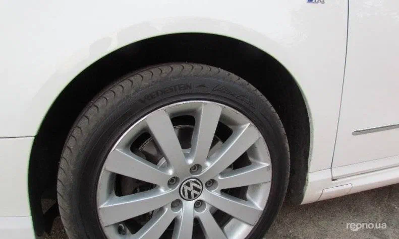 Volkswagen Passat 2010 - 7