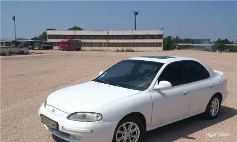 Hyundai Elantra 1996 - 5