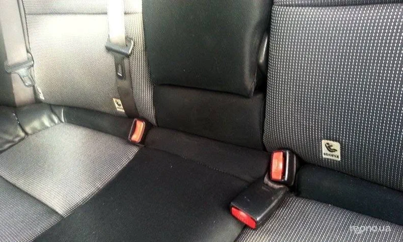 Subaru Legacy 2004 - 7