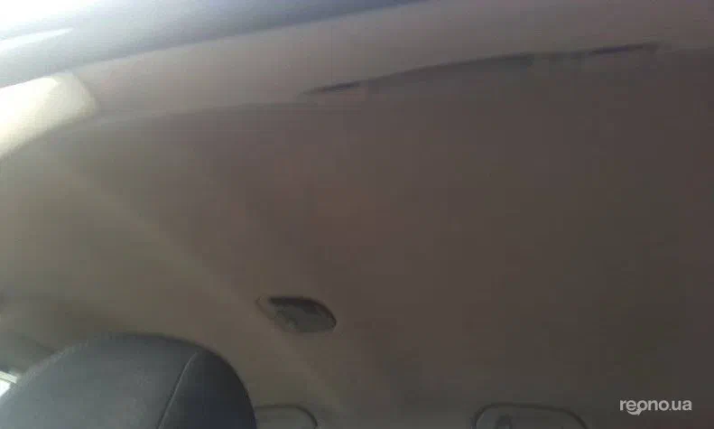 Subaru Legacy 2004 - 8