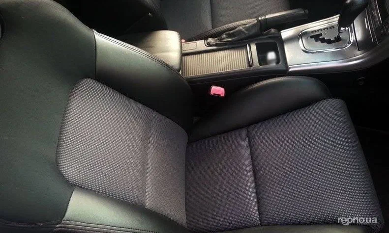 Subaru Legacy 2004 - 4