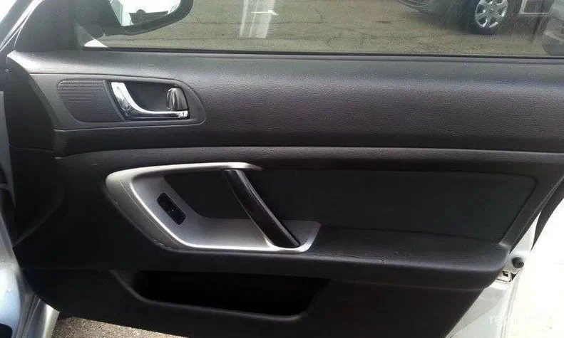 Subaru Legacy 2004 - 6