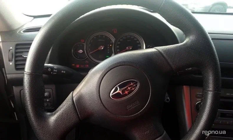 Subaru Legacy 2004 - 13
