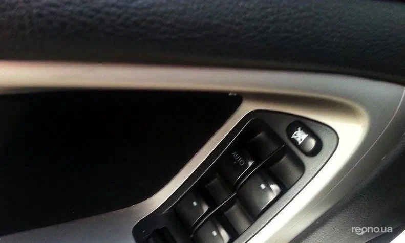 Subaru Legacy 2004 - 18