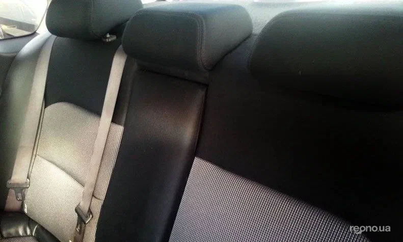 Subaru Legacy 2004 - 9