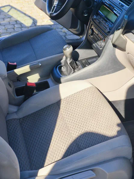 Volkswagen Golf 2012 - 23