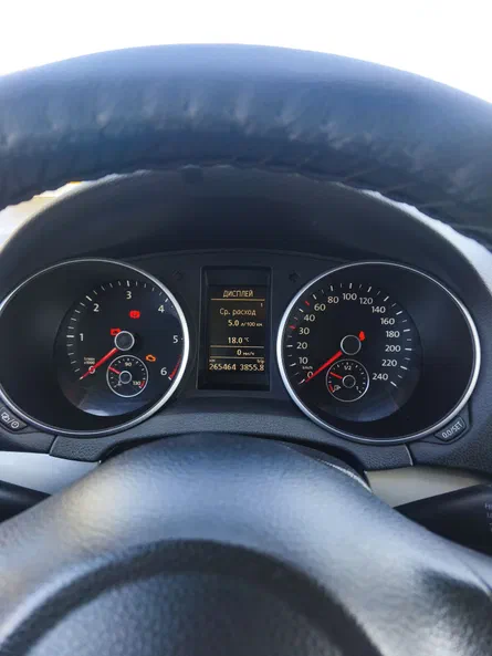 Volkswagen Golf 2012 - 20