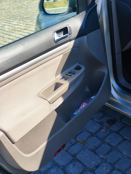 Volkswagen Golf 2012 - 25