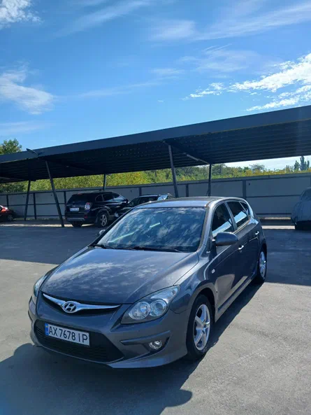 Hyundai i30 2011 - 1