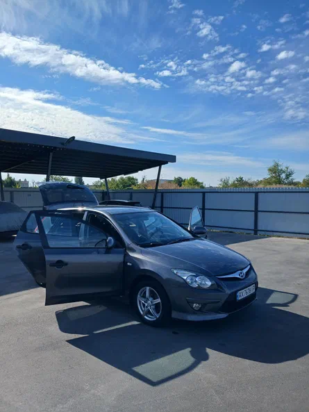 Hyundai i30 2011 - 19