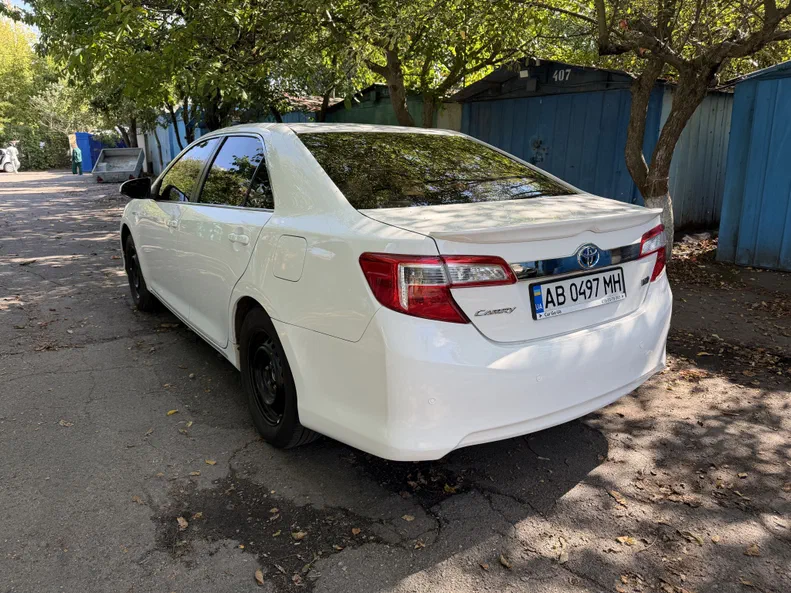 Toyota Camry 2012 - 8