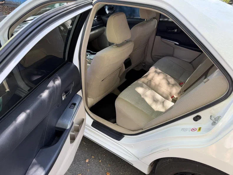 Toyota Camry 2012 - 11