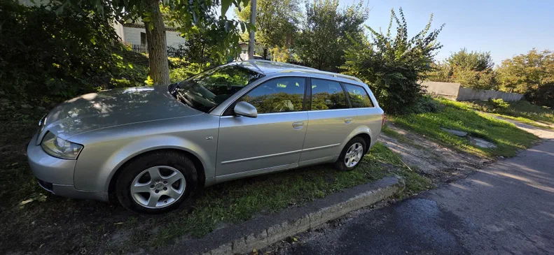 Audi A4 2004 - 4