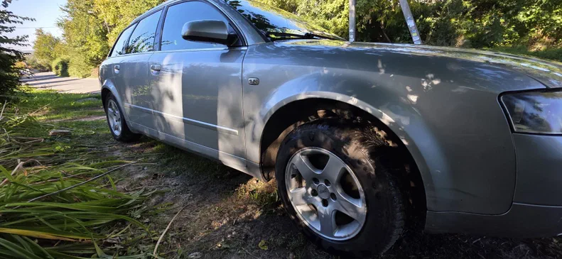 Audi A4 2004 - 8