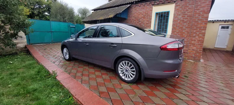 Ford Mondeo 2012 - 3
