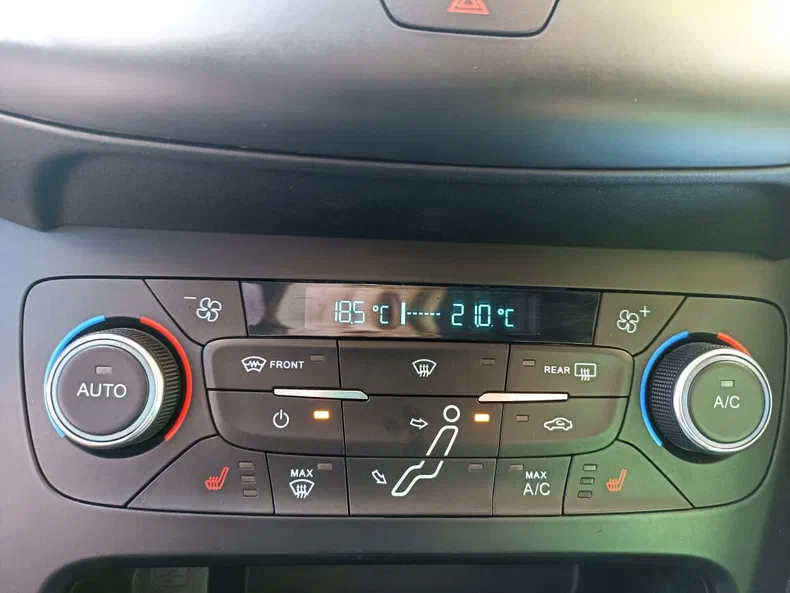 Ford Focus 2017 - 22