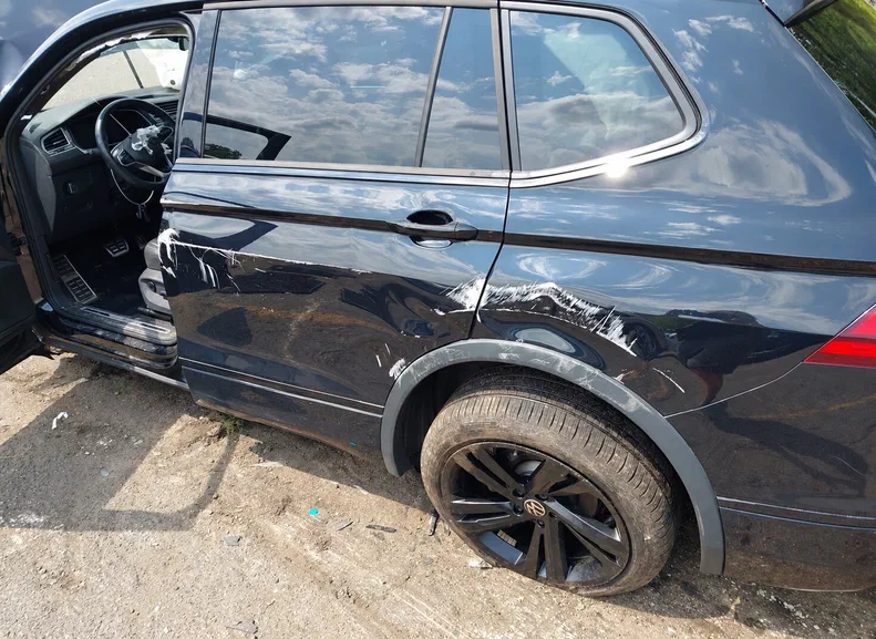 Volkswagen Tiguan 2021 - 4