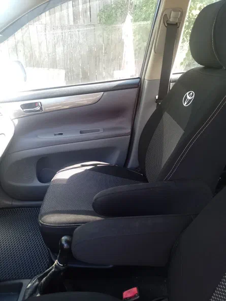Toyota Avensis Verso 2001 - 5