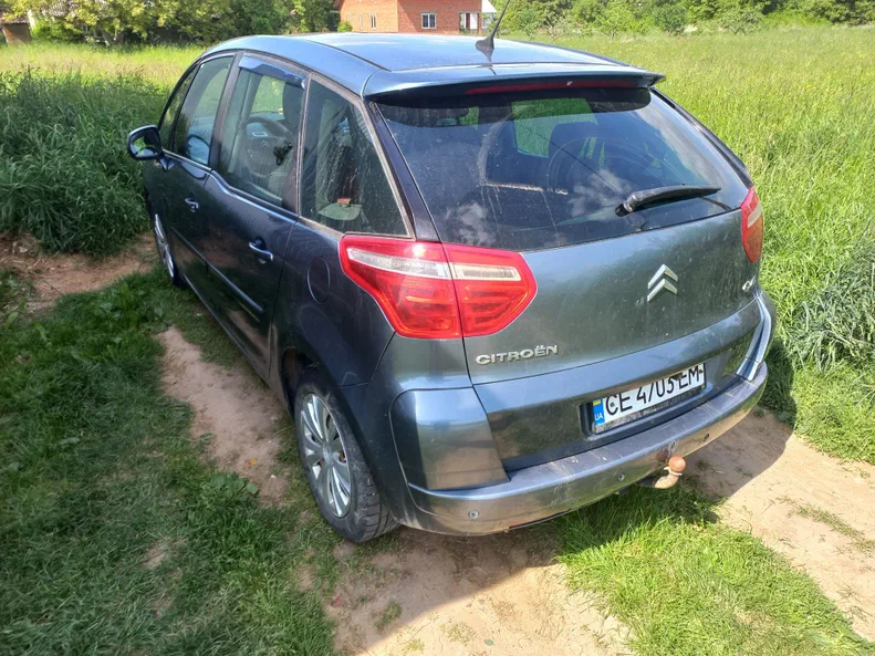 Citroen C4 Picasso 2010 - 1
