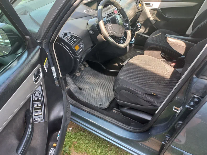 Citroen C4 Picasso 2010 - 3