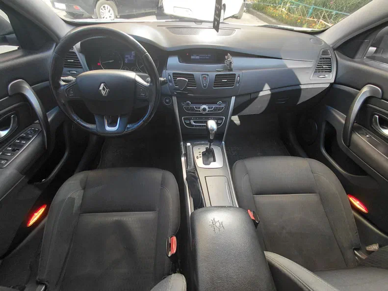Renault Latitude 2011 - 4