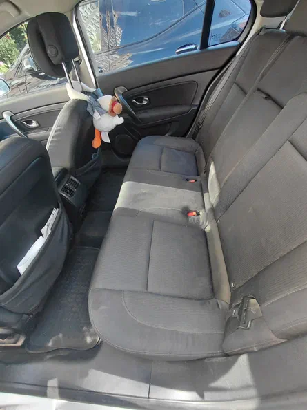 Renault Latitude 2011 - 5