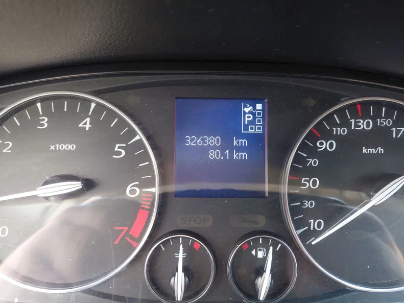 Renault Latitude 2011 - 7