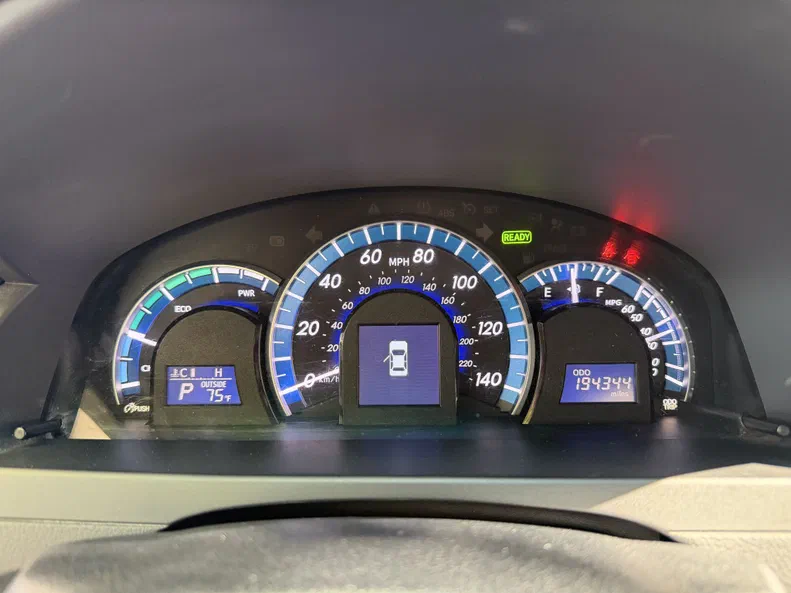 Toyota Camry 2012 - 15