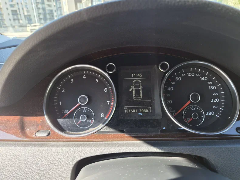 Volkswagen Passat CC 2012 - 5