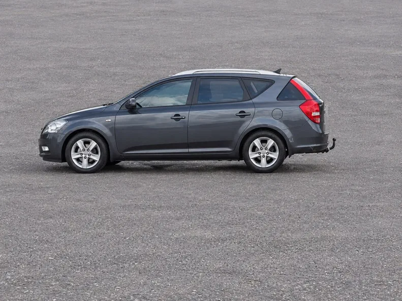 Kia Ceed 2012 - 1