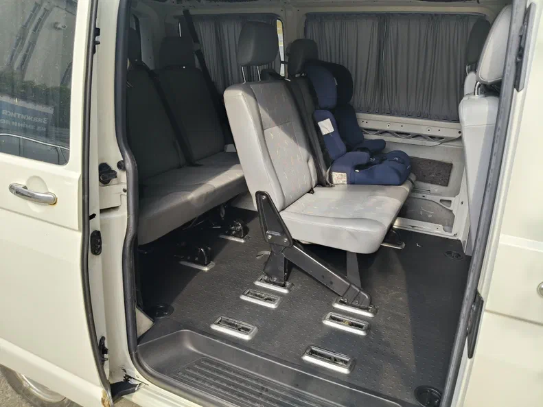 Volkswagen Transporter 2008 - 12