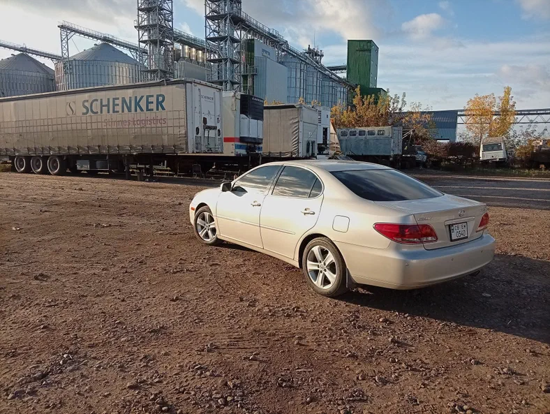 Lexus ES 2006 - 16