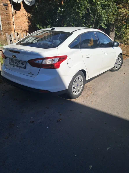 Ford Focus 2012 - 1