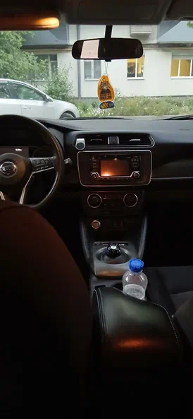 Nissan Leaf 2018 - 10