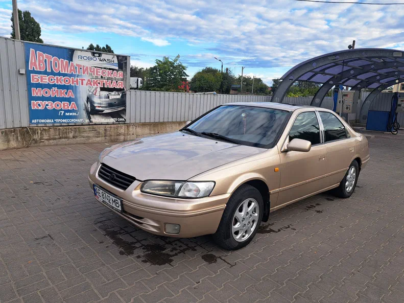 Toyota Camry 1999 - 4