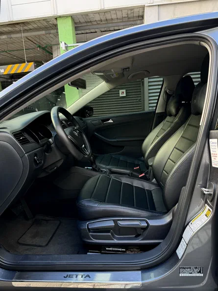 Volkswagen Jetta 2015 - 5
