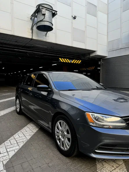 Volkswagen Jetta 2015 - 2