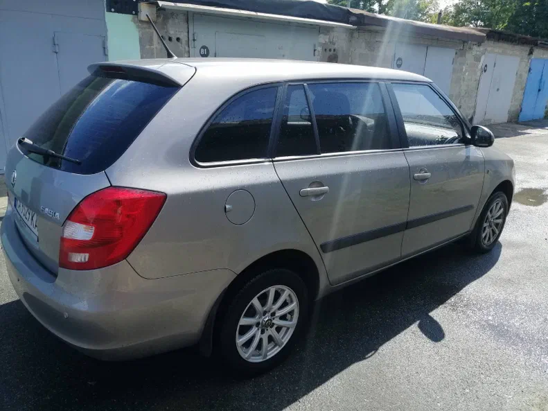 Skoda Fabia 2013 - 10