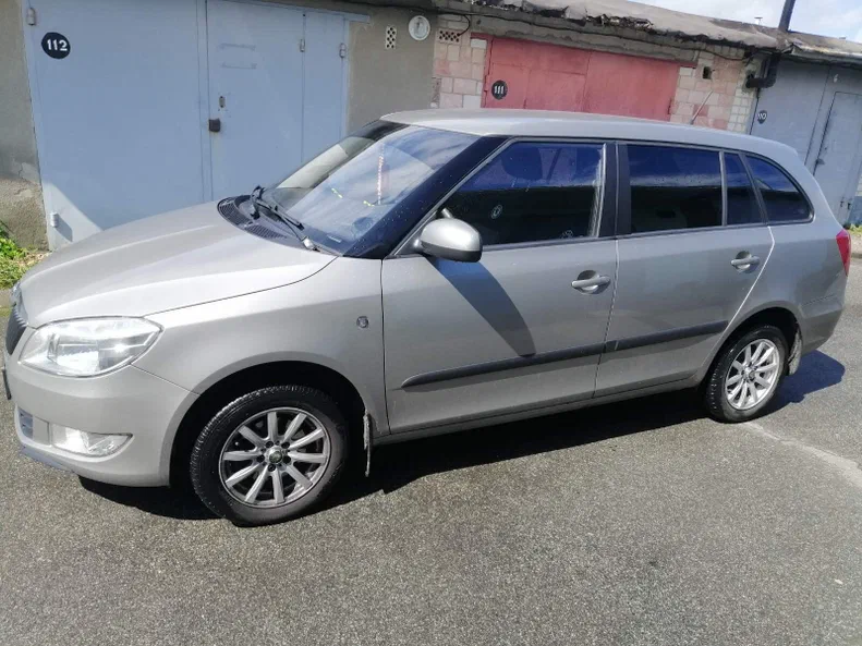 Skoda Fabia 2013 - 9