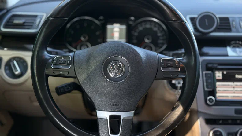 Volkswagen Passat CC 2012 - 11