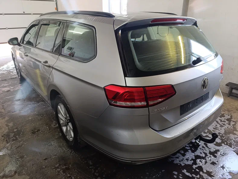 Volkswagen Passat (North America and China) 2015 - 4