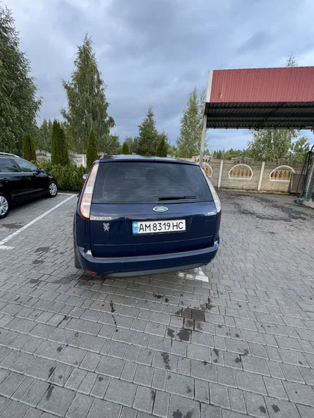 Ford Focus 2010 - 5