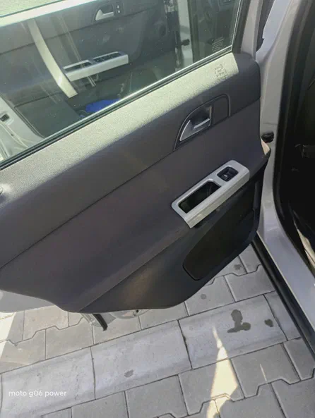 Volvo V50 2010 - 8