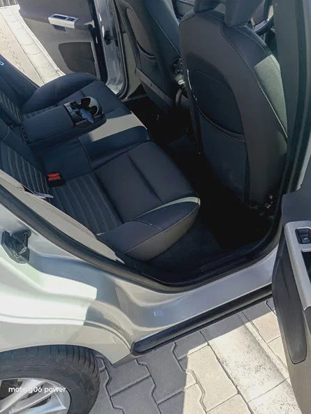 Volvo V50 2010 - 7