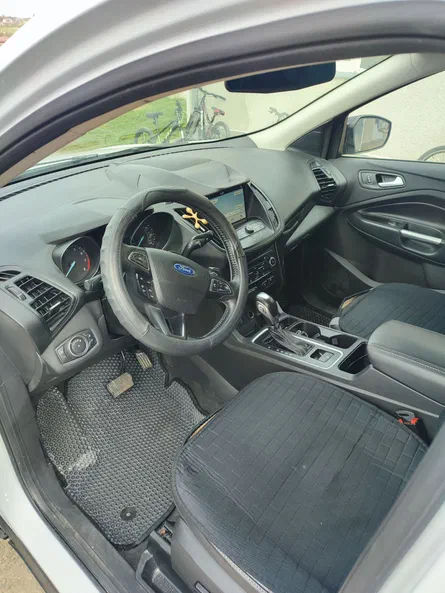 Ford Escape 2019 - 8