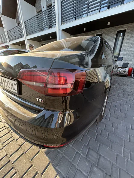 Volkswagen Jetta 2016 - 12